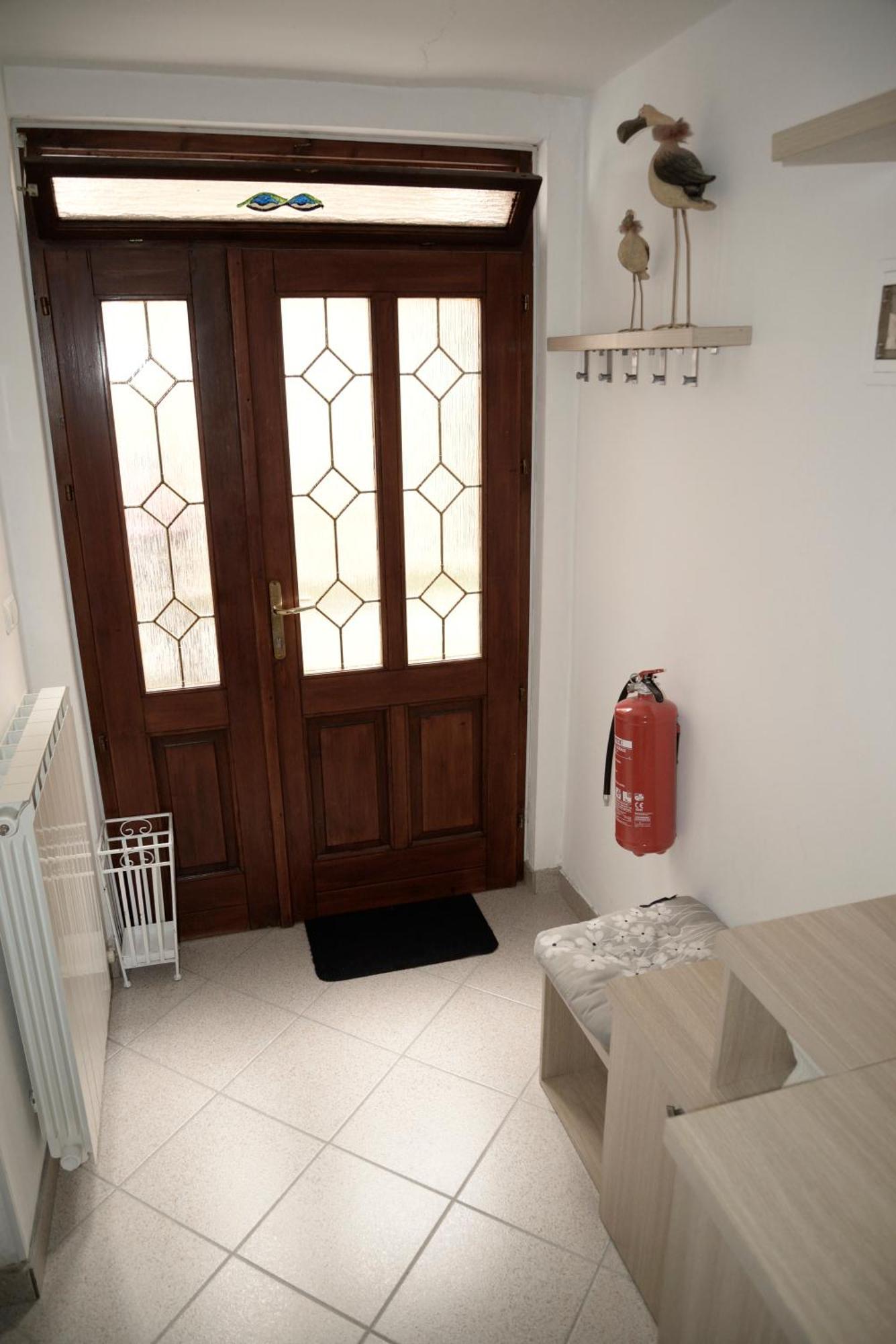 Medizen Apartment Izola Bagian luar foto