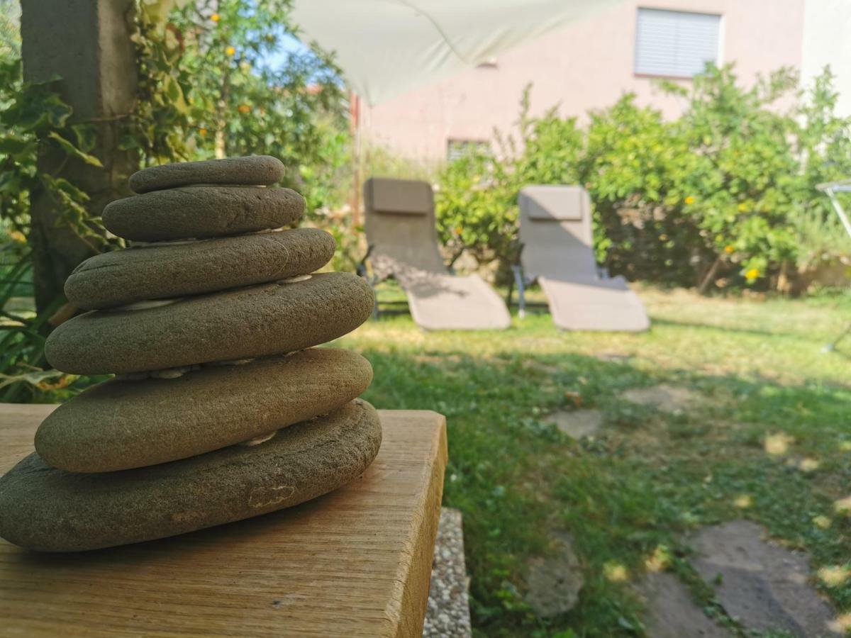 Medizen Apartment Izola Bagian luar foto